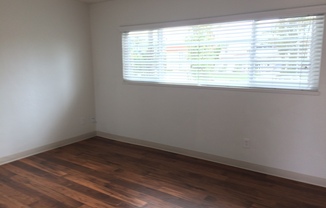 Studio, 1 bath, $1,895, Unit 27