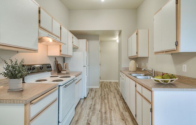 2 beds, 2 baths, 1,139 sqft, $1,649, Unit 182-120