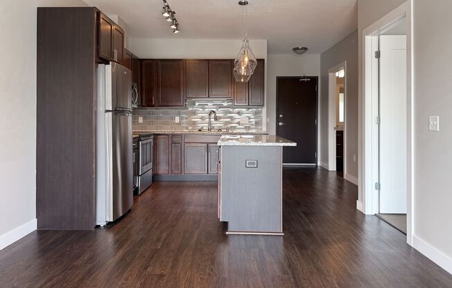 1 bed, 1 bath, 811 sqft, $1,775, Unit 839 - 202