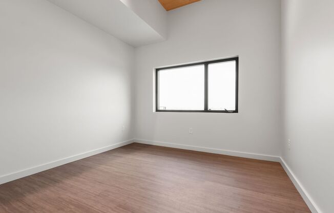 2 beds, 2 baths, 910 sqft, $1,867, Unit 312