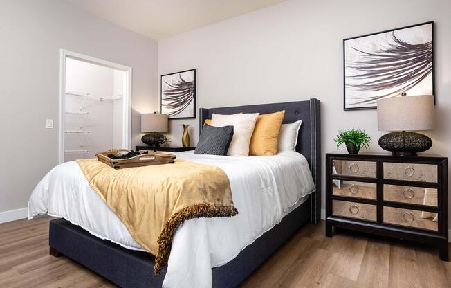 1 bed, 1 bath, 817 sqft, $1,505