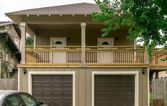 1005 FURMAN AVE