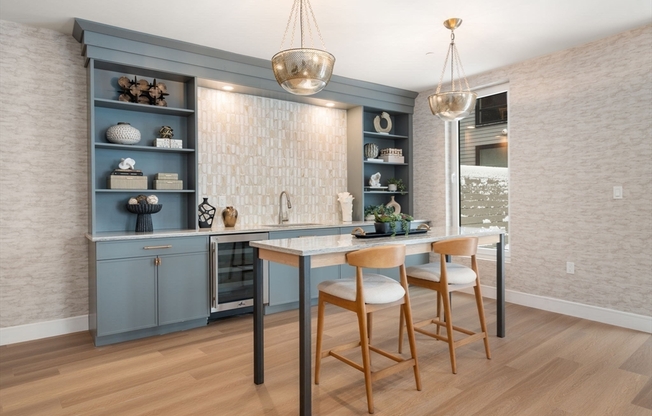 2 beds, 2 baths, 1,096 sqft, $4,500, Unit 410