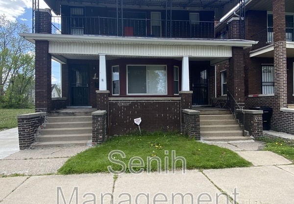 1495 W GRAND BLVD