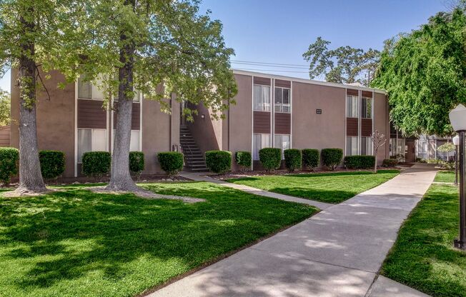 Creekside Apartments
