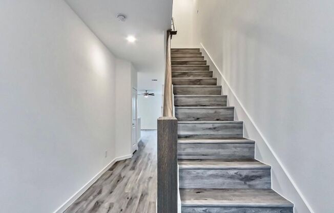 4807 DIG DUG LN