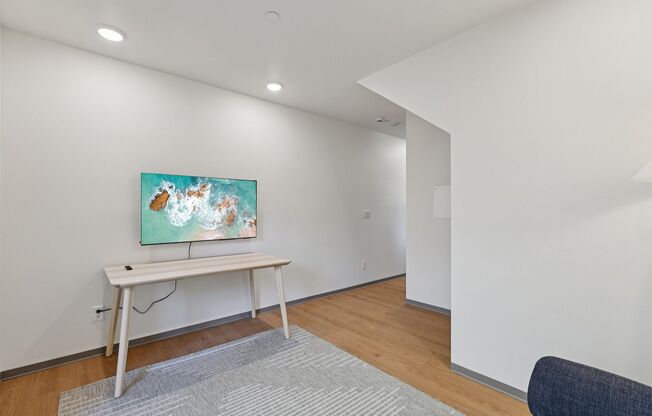 Brand-new 6B3B Townhouse near UW starts from $799/room.