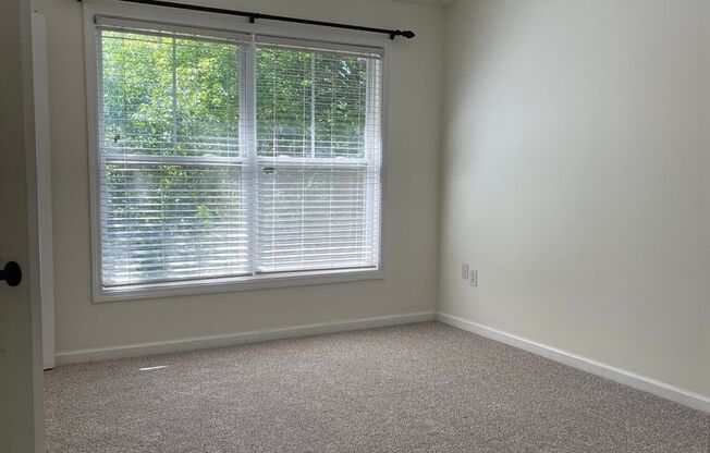 2 beds, 2.5 baths, $1,500, Unit Unit 222