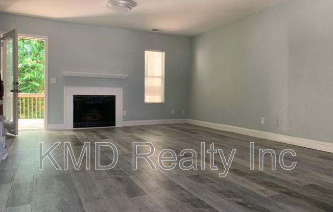 7332 MDW GLN DR