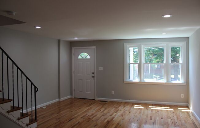 Charming 3 Bedroom/2 Bathroom in the heart of Hampden, MD!