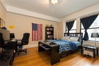 3 beds, 1 bath, 1,017 sqft, $4,800, Unit 301