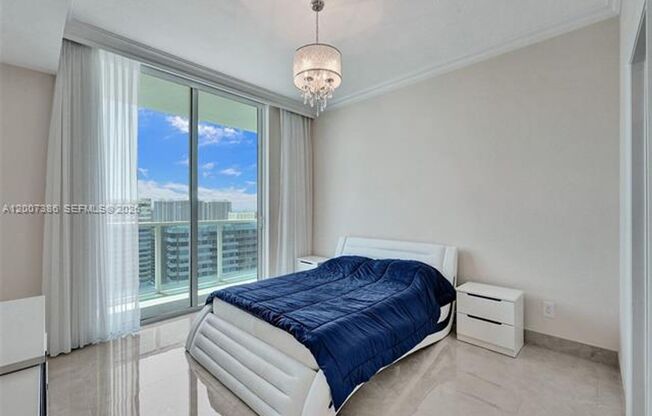 3 beds, 3 baths, 1,744 sqft, $4,800, Unit 1945 S Ocean Dr # 2101