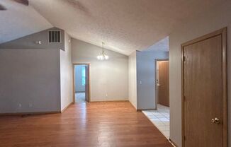 4 beds, 2 baths, $1,300, Unit 2204 SR 26 W-Unit 2