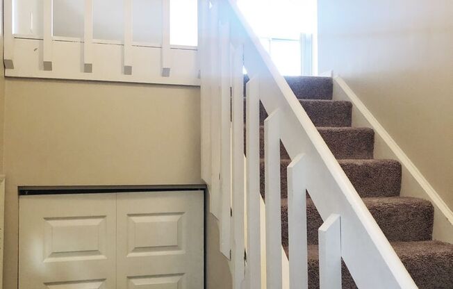 1 bed, 1 bath, 761 sqft, $1,118, Unit 8456f