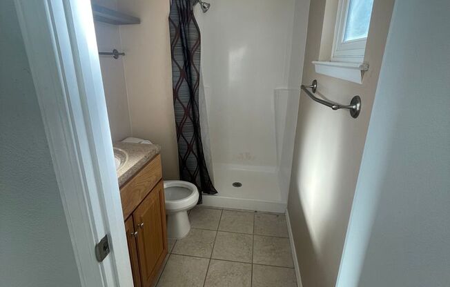 3 beds, 2 baths, $2,000