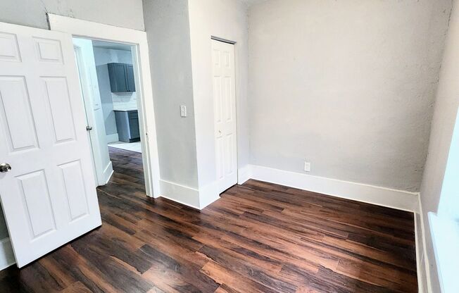 3 beds, 1 bath, $1,125