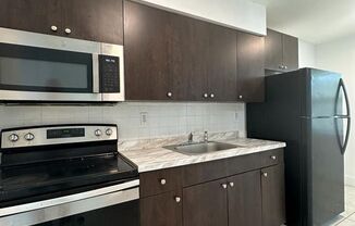 Welcome to Our Charming 2-Bedroom and 1-Bathroom Aparments