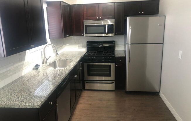 1 bed, 1 bath, 720 sqft, $1,159.99