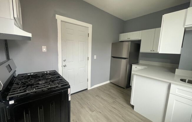 1114 W 148th