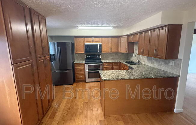 9239 REDBRIDGE CT