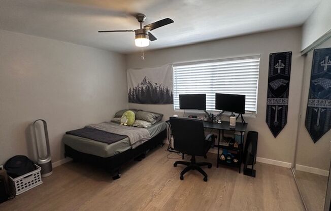 2 beds, 1 bath, $2,450, Unit UNIT 2