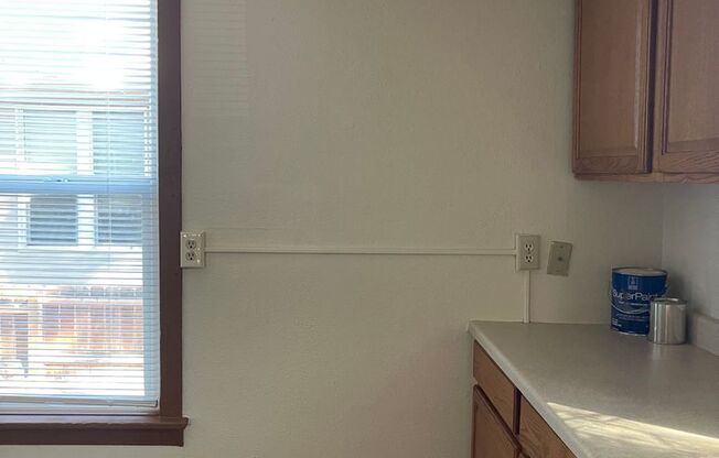 2 beds, 1 bath, $1,350