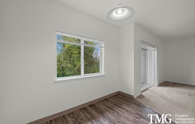 2 beds, 2 baths, 923 sqft, $1,625, Unit 223