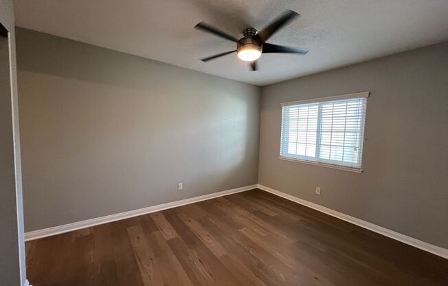 2 beds, 1.5 baths, 900 sqft, $2,925, Unit E10
