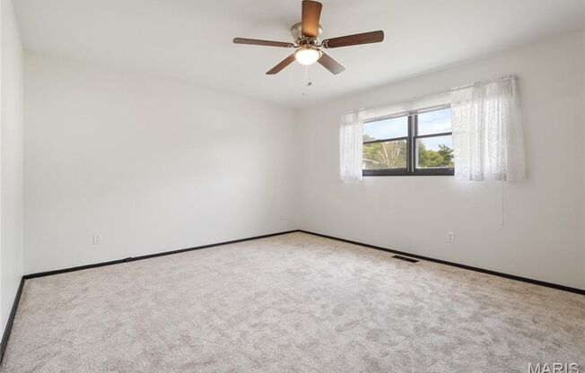 4 beds, 3 baths, 1,644 sqft, $2,600, Unit Westminister Dr 2516