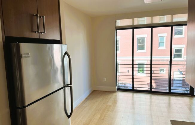 Studio, 1 bath, $2,195, Unit 223