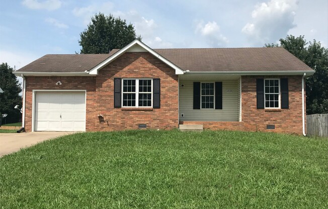 3 Bedroom Pet Friendly Home For Rent!