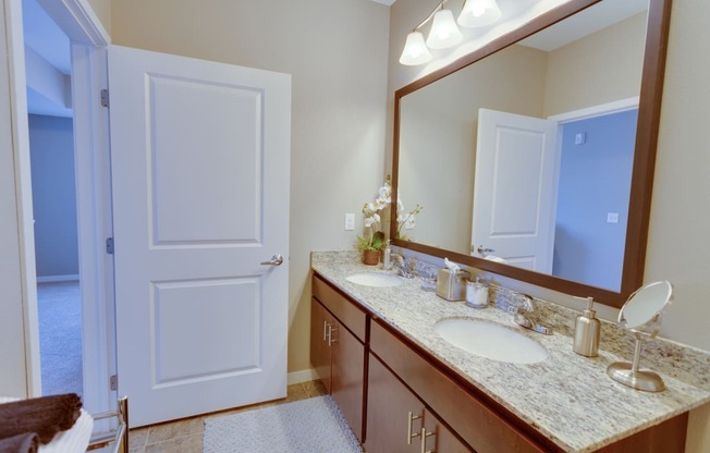 Gabella at Parkside Apartments in Apple Valley, MN Bathroom Granite Countertops