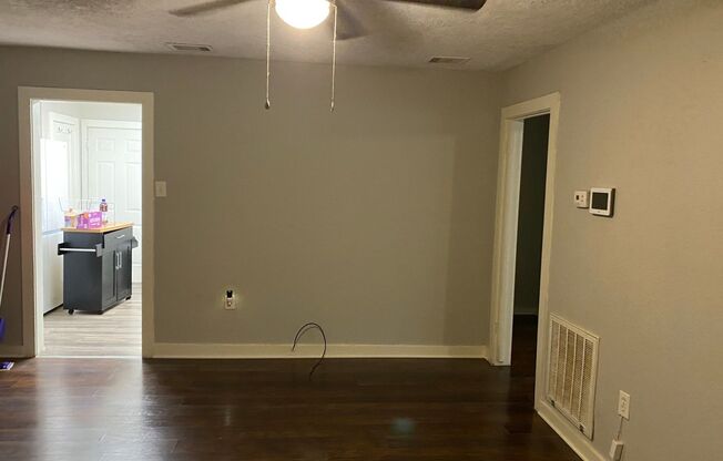 2 beds, 1 bath, $1,355