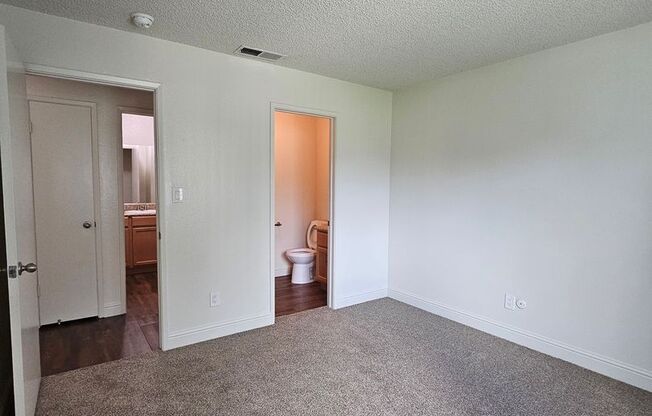 2 beds, 1.5 baths, 840 sqft, $1,495, Unit 06-111