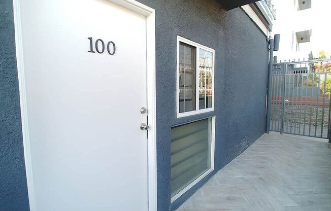 Studio, 1 bath, 471 sqft, $1,895, Unit 100