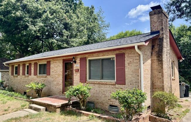 323 FRANK DR