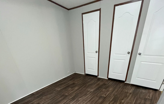 175 WOODWARD ESTS