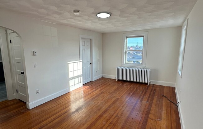 493 LYNN ST