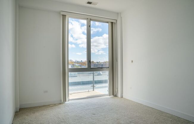 2 beds, 2 baths, 1,000 sqft, $2,225, Unit 4730-403