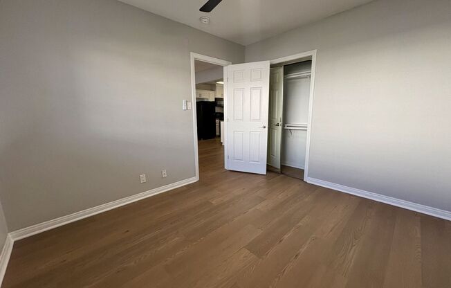 2 beds, 1 bath, 800 sqft, $2,495, Unit 320-02