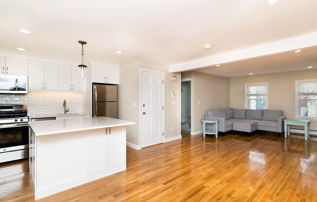 73 PEARL ST