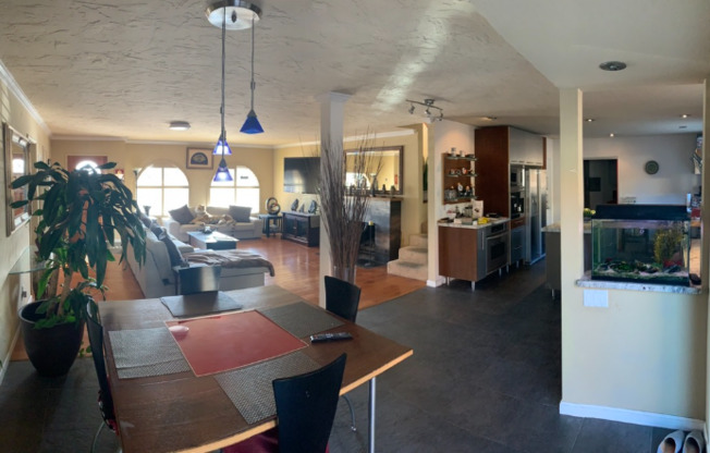 2457 BURGENER BLVD