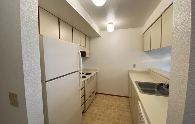 Shorecrest Apartments