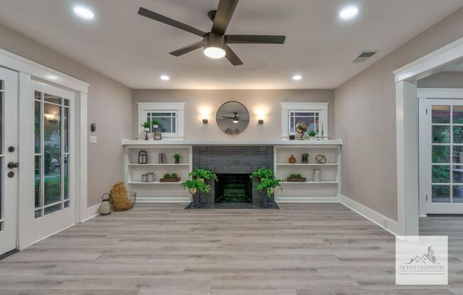 1435 N. Poplar Ave