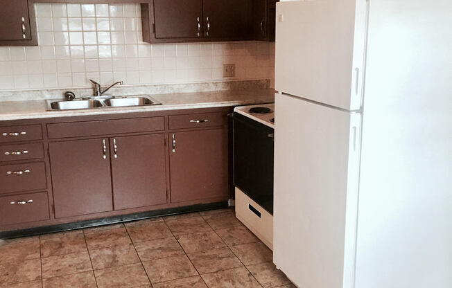 2 beds, 1 bath, 1,026 sqft, $935