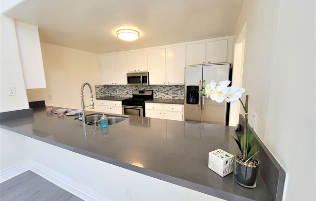 Bentley Luxury Investments LLC