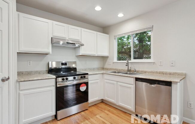 Charming 4BR House in Denver