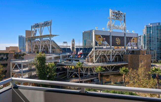 Beautiful Condo Right Across from Petco Park!