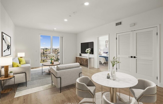 2 beds, 2 baths, 1,087 sqft, $2,899, Unit 505