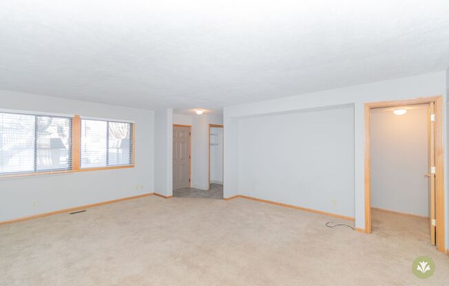 2 beds, 2.5 baths, 1,307 sqft, $1,870, Unit R-89
